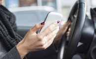 5 aplicaciones para usar el móvil de forma segura mientras conduces
