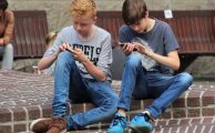 Cómo evitar sustos cuando llega la factura de móvil de tus hijos