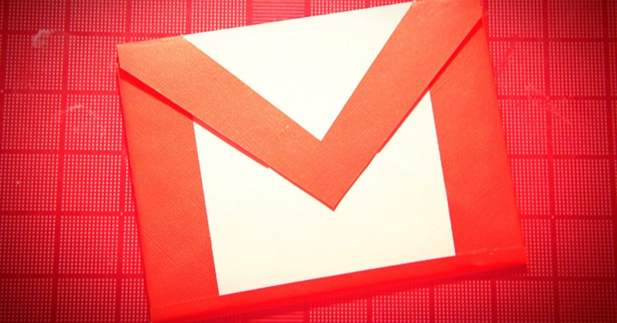 Gmail convierte las direcciones y teléfonos en enlaces por comodidad