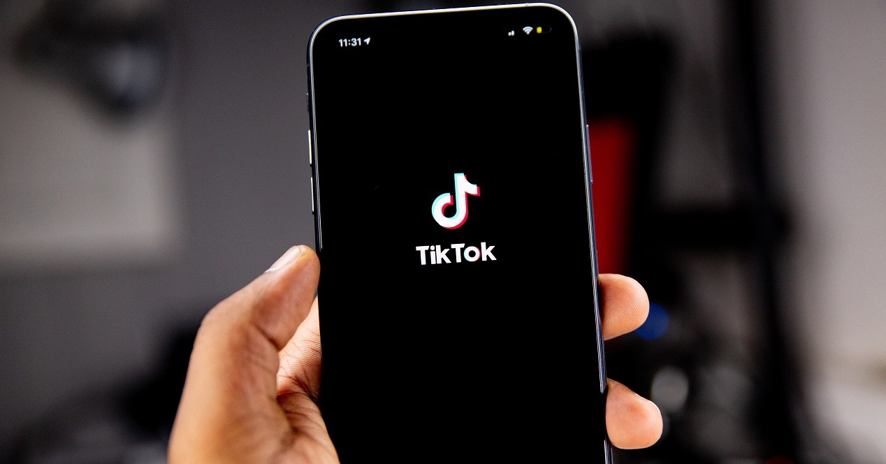 Tiktok En El Movil